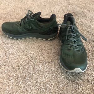 Saucony